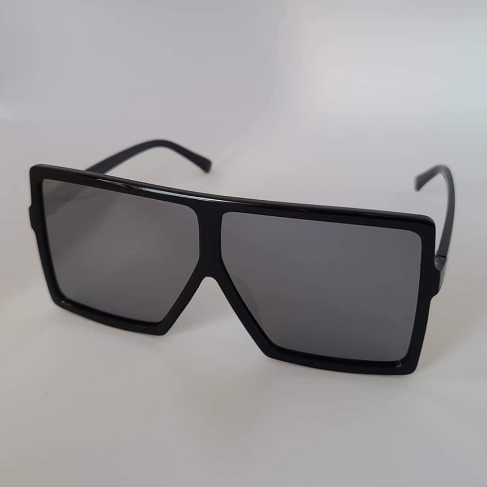 NWOT Mirror Tint Oversized Sunglasses